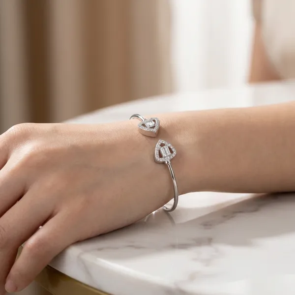 Silver_Open_Cuff_Bangle_For_Women