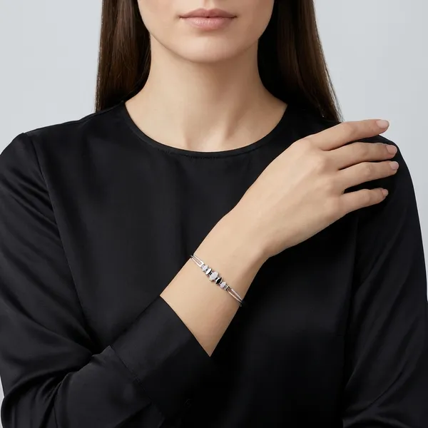 Silver_Bangle_Bracelet_For_Women