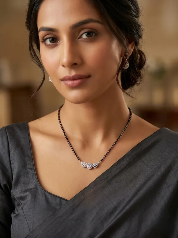 Golden_And_Black_Mangalsutra_For_Women