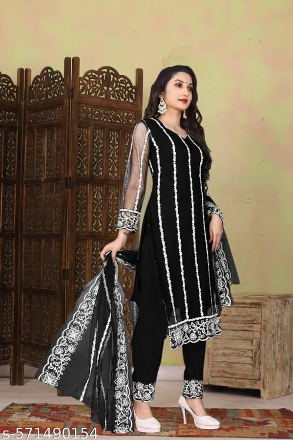 Women_Embroidered_Black_Kurta_Set_With_Dupatta