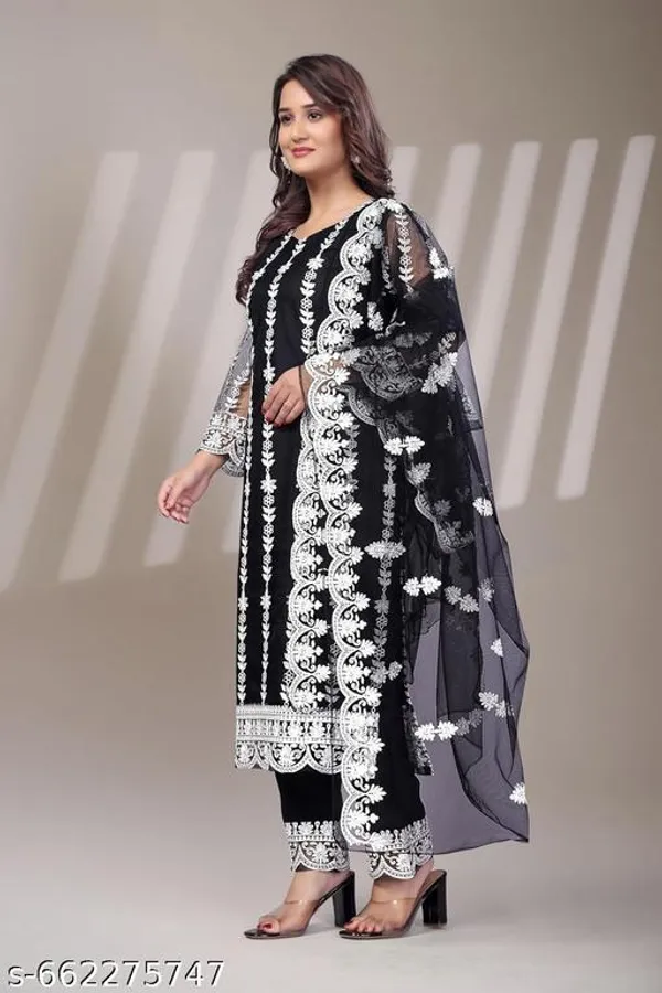 Black_Embroidered_Kurta_Set_With_Dupatta_For_Women