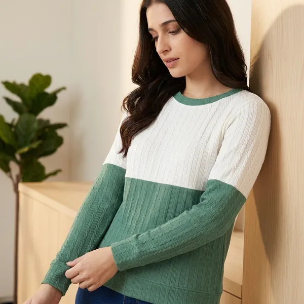 Green_And_White_Trendy_Women_Sweatshirt