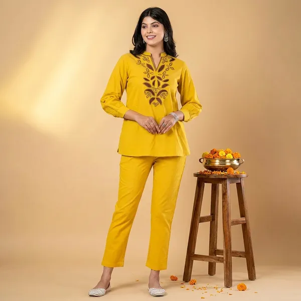 Yellow_Embroidered_Kurta_Pant_Set
