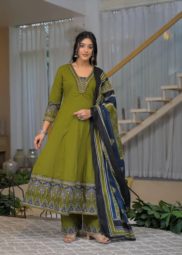Mehendi_Green_Ethnic_Anarkali_Kurta_Set_with_Printed_Dupatta