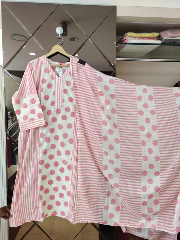 Pink_and_White_Striped_Polka_Dot_Cotton_3Pc_Suit_Set_for_Women