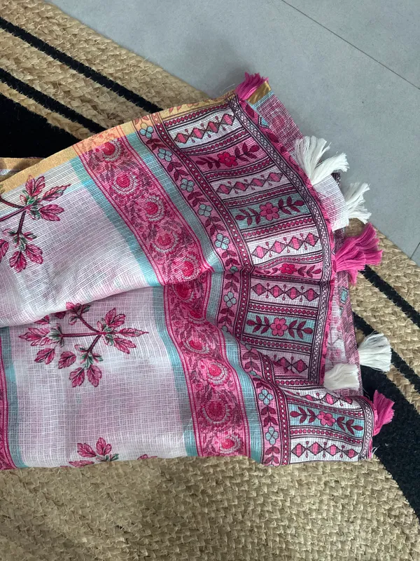 Pink_And_White_Soft_Linen_Floral_Print_Saree_With_a_blouse_piece__For_Women