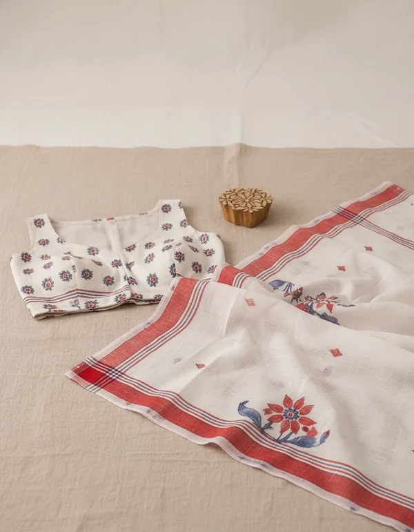 White_And_Red_Linen_Floral_Saree_With_a_Blouse_Piece_For_Women