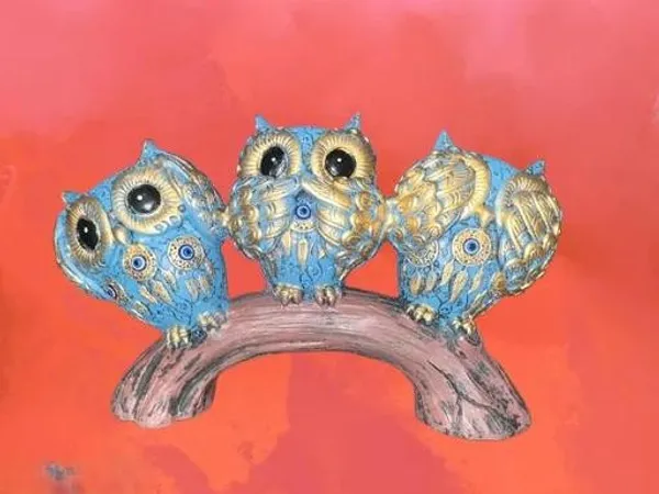 Blue_And_Gold_Resin_Owl_Showpiece_For_Home_Decor_And_Office_Table