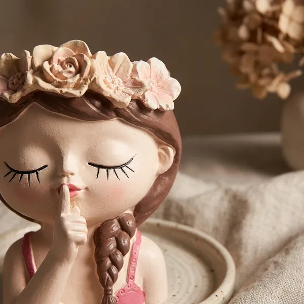 Cute_Girl_Face_Planter_Shushing_Girl_Flower_Pot_Showpiece_For_Home_Decor
