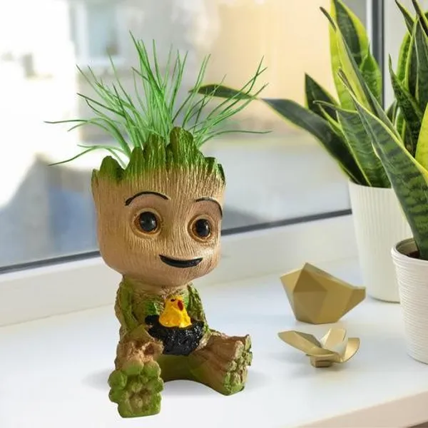 Baby_Groot_Tree_Trunk_Resin_Planter_With_Cute_Yellow_Duck_For_Home_Decor
