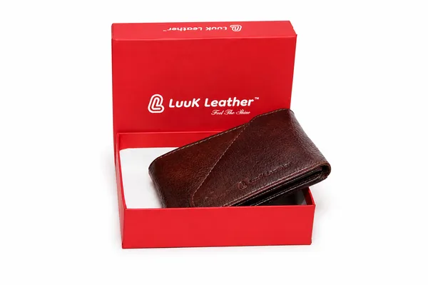 Brown_Genuine_Leather_Premium_Wallet_For_Men