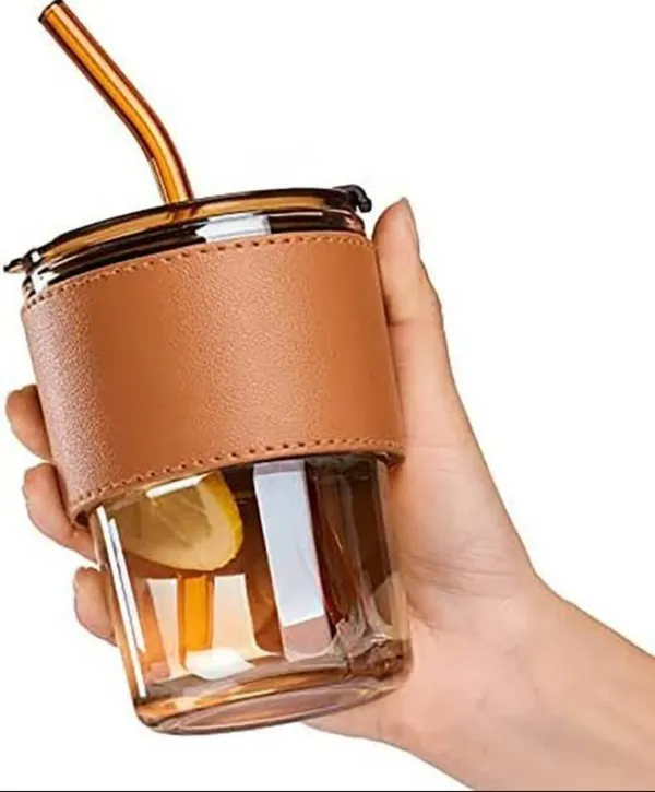 Glass_Tumbler_With_Straw_And_Leather_Sleeve