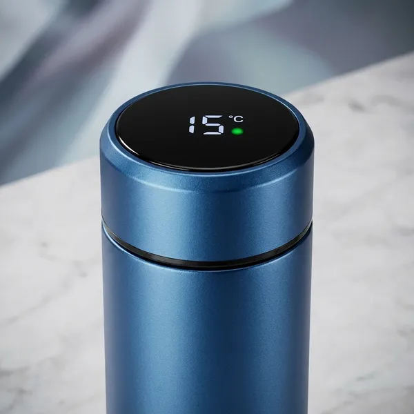 Smart_Temperature_Display_Water_Bottle_-_500Ml_Stainless_Steel_Insulated_Flask_With_Led_Temperature_Indicator