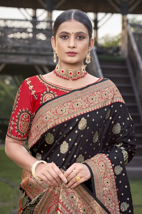 MANOHARI_Most_Trendy_Banarasi_Silk_Woven_Pattern_Jacquard_Saree_for_Women_With_Blouse_Piece