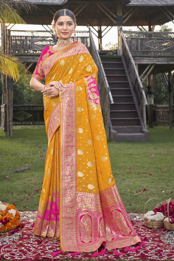 MANOHARI_Most_Trendy_Banarasi_Silk_Woven_Pattern_Jacquard_Saree_for_Women_With_Blouse_Piece