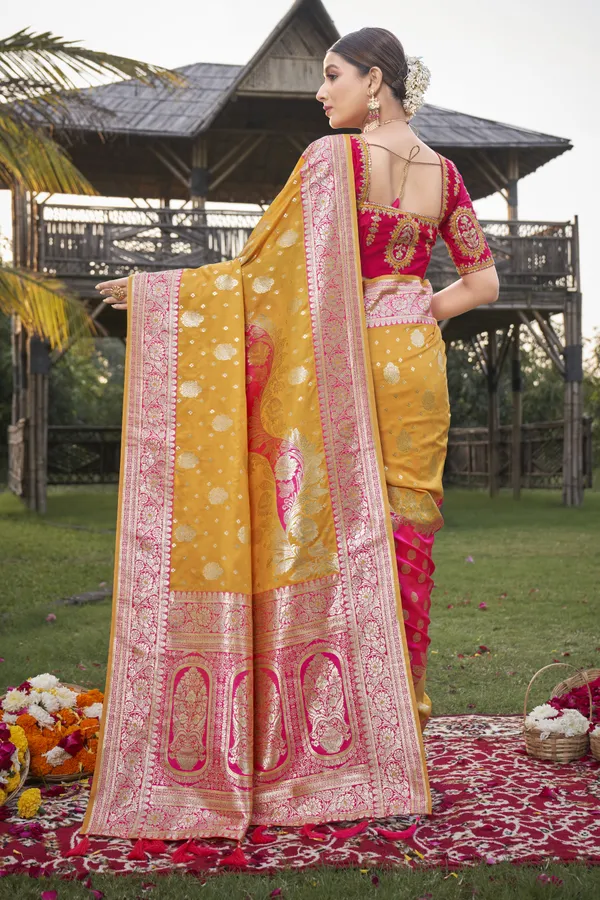 MANOHARI_Most_Trendy_Banarasi_Silk_Woven_Pattern_Jacquard_Saree_for_Women_With_Blouse_Piece