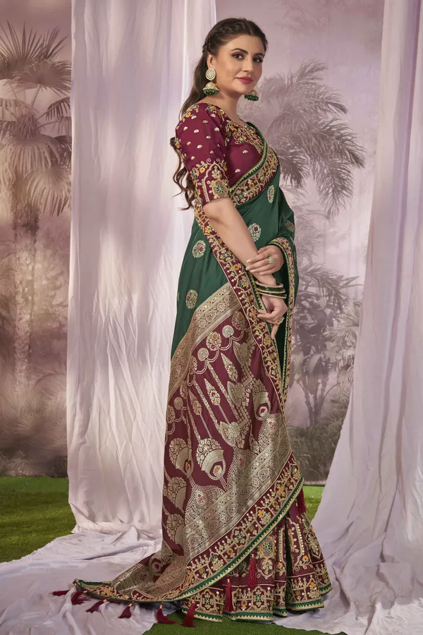 MANOHARI_Banarasi_Silk_Woven_Saree_With_Heavy_Embroidery_Blouse_Piece