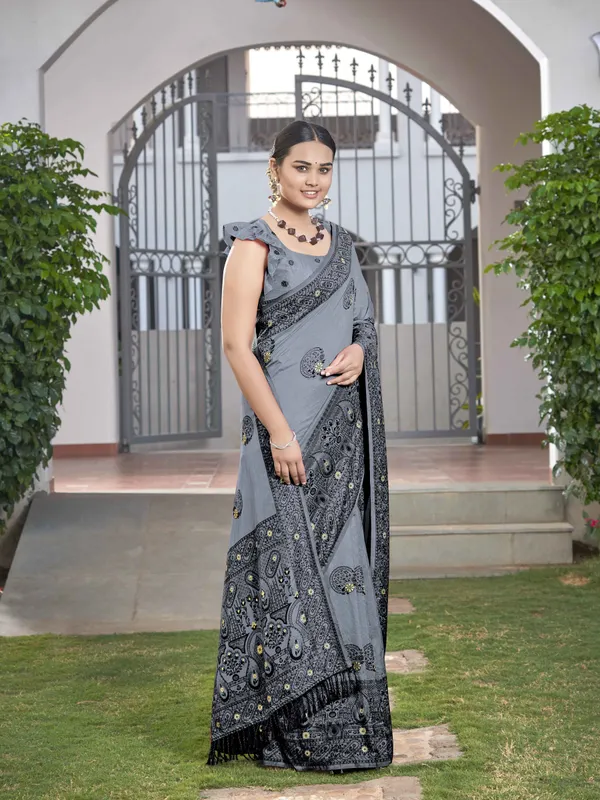 MANOHARI_Women's_Most_Trendy_Banarasi_Woven_Grey_Saree_With_Heavy_Jacquard_Work_Saree_With_Blouse_Piece