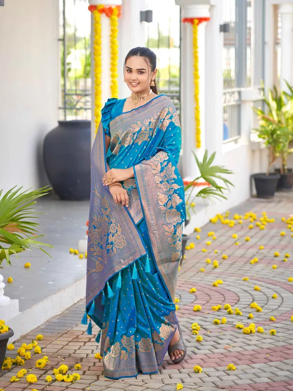 MANOHARI_Womens_Most_Trendy_Banarasi_Woven_Blue_Saree_With_Heavy_Jacquard_Work_Saree_With_Blouse_Piece