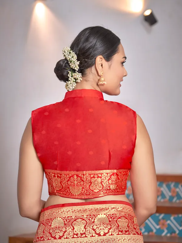 Manohari_Womens_Most_Trendy_Banarasi_Woven_Yellow_With_Multicolor_Saree_With_Heavy_Jacquard_Work_Saree_With_Blouse_Piece