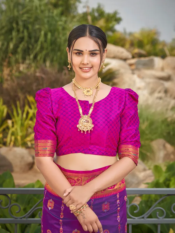 Manohari_Womens_Most_Trendy_Banarasi_Woven_Purple_With_Pink_Saree_With_Heavy_Jacquard_Work_Saree_With_Blouse_Piece