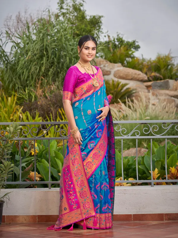 Manohari_Womens_Most_Trendy_Banarasi_Woven_Blue_With_Pink_Saree_With_Heavy_Jacquard_Work_Saree_With_Blouse_Piece