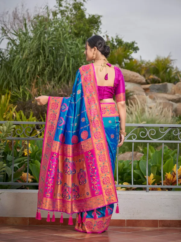 Manohari_Womens_Most_Trendy_Banarasi_Woven_Blue_With_Pink_Saree_With_Heavy_Jacquard_Work_Saree_With_Blouse_Piece