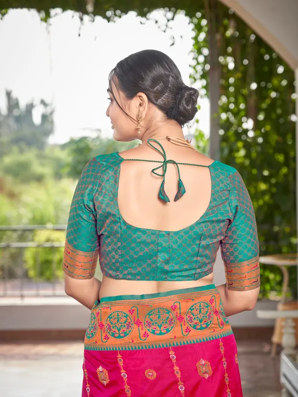 Manohari_Womens_Most_Trendy_Banarasi_Woven_Pink_With_Green_Saree_With_Heavy_Jacquard_Work_Saree_With_Blouse_Piece