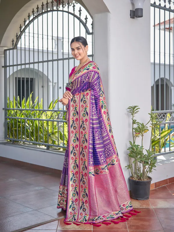 Manohari_Womens_Most_Trendy_Banarasi_Woven_Purple_With_Pink_Saree_With_Heavy_Jacquard_Work_Saree_With_Blouse_Piece