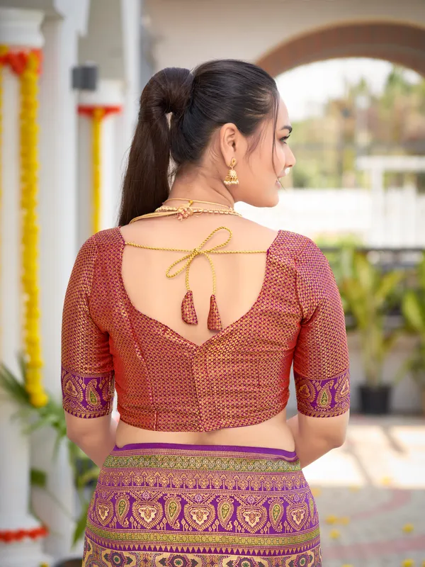 Manohari_Womens_Most_Trendy_Banarasi_Woven_Purple_Saree_With_Heavy_Jacquard_Work_Saree_With_Blouse_Piece
