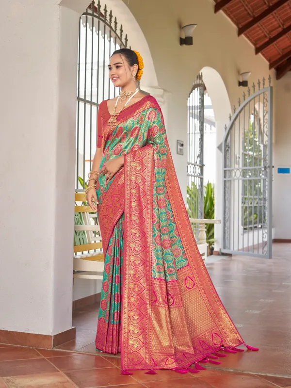 Manohari_Womens_Most_Trendy_Banarasi_Woven_Blue_With_Pink_Saree_With_Heavy_Jacquard_Work_Saree_With_Blouse_Piece