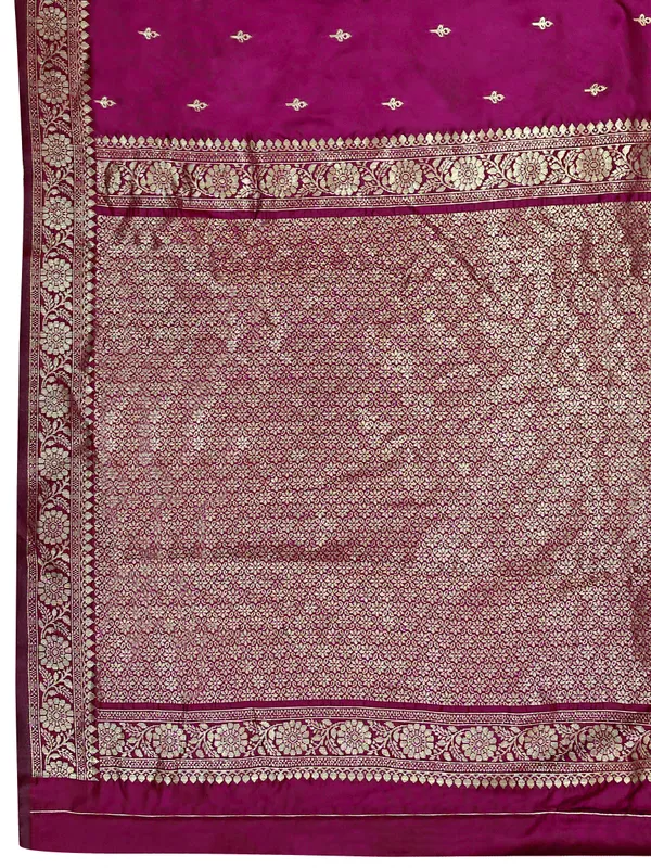 Manohari_Womens_Most_Trendy_Banarasi_Woven_Purple_Wine_Saree_With_Heavy_Jacquard_Work_Saree_With_Blouse_Piece