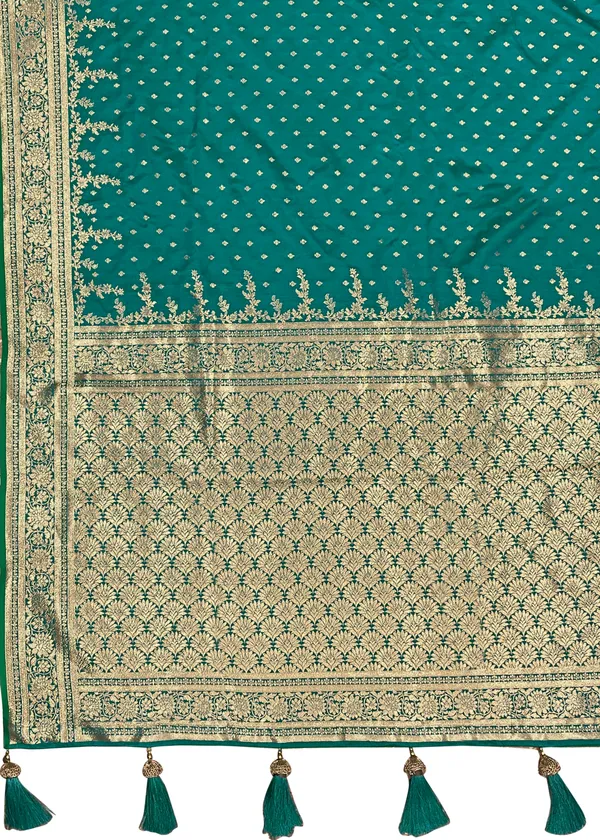 Manohari_Womens_Most_Trendy_Banarasi_Satin_Silk_Woven_Green_Saree_With_Heavy_Jacquard_Work_Saree_With_Blouse_Piece