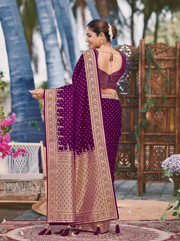 Manohari_Womens_Most_Trendy_Banarasi_Satin_Silk_Woven_Purple_Saree_With_Heavy_Jacquard_Work_Saree_With_Blouse_Piece