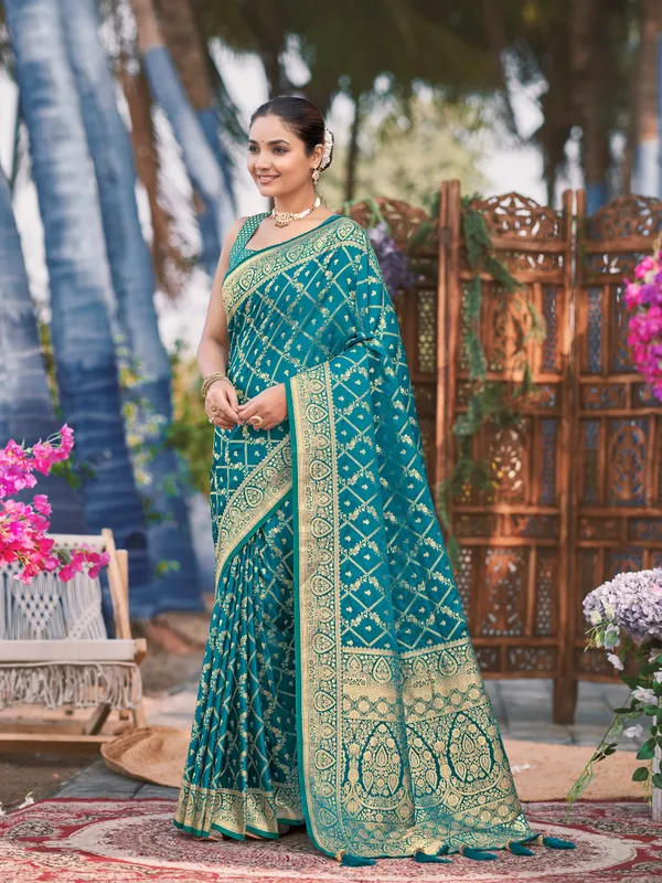 Manohari_Womens_Most_Trendy_Banarasi_Satin_Silk_Woven_Turquiose_Blue_Saree_With_Heavy_Jacquard_Work_Saree_With_Blouse_Piece
