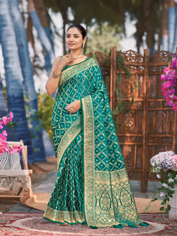 Manohari_Womens_Most_Trendy_Banarasi_Satin_Silk_Woven_Green_Saree_With_Heavy_Jacquard_Work_Saree_With_Blouse_Piece