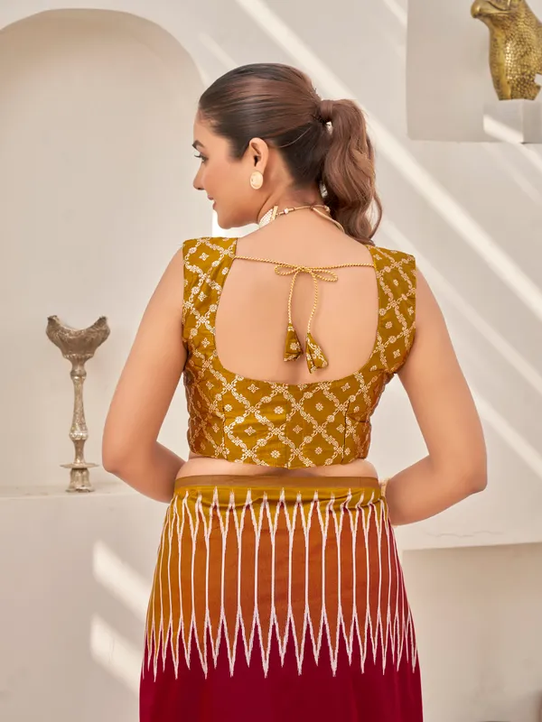 Manohari_Womens_Most_Trendy_Banarasi_Soft_Silk_Woven_Maroon_Saree_With_Heavy_Jacquard_Work_Saree_With_Blouse_Piece