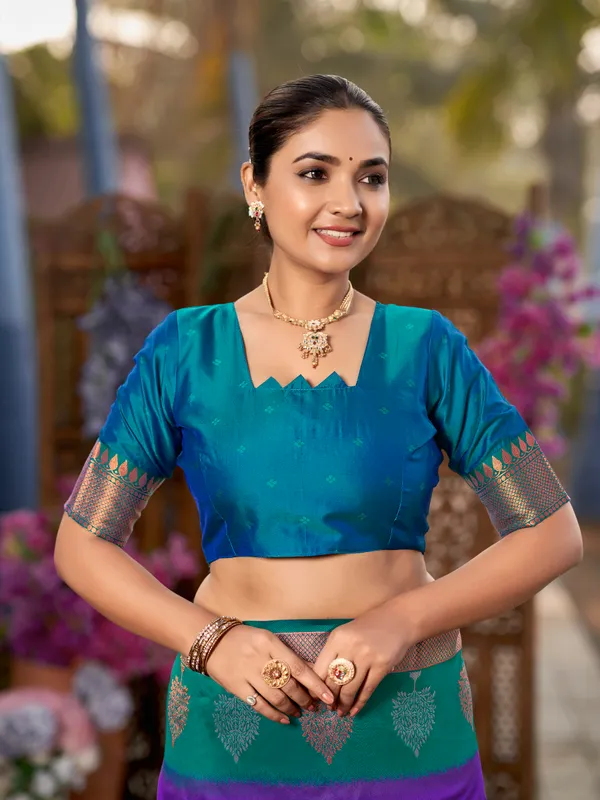Manohari_Womens_Most_Trendy_Banarasi_Soft_Silk_Woven_Purple_And_Turquoise_Blue_Saree_With_Heavy_Jacquard_Work_Saree_With_Blue_Blouse_Piece