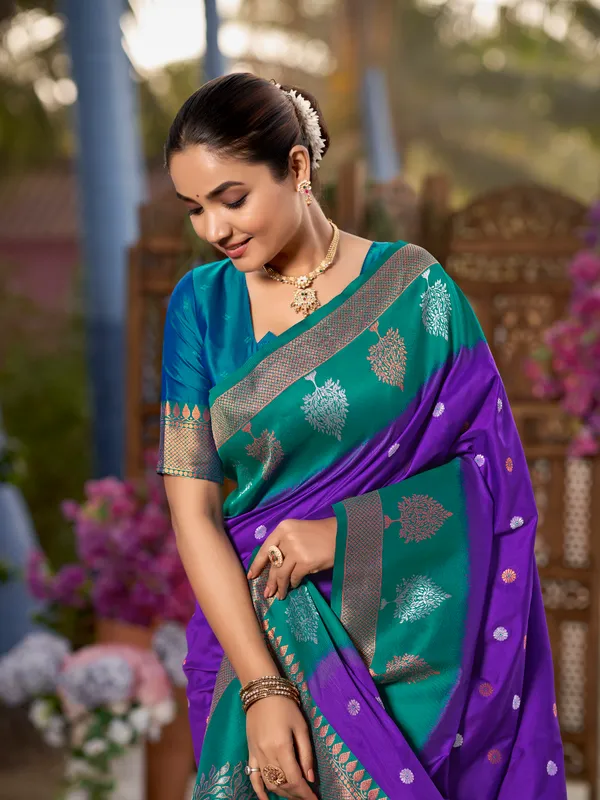 Manohari_Womens_Most_Trendy_Banarasi_Soft_Silk_Woven_Purple_And_Turquoise_Blue_Saree_With_Heavy_Jacquard_Work_Saree_With_Blue_Blouse_Piece