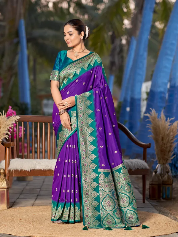 Manohari_Womens_Trendy_Banarasi_Silk_Woven_Purple_And_Turquoise_Blue_Saree_With_Heavy_Jacquard_Work_Saree_With_Blue_Blouse_Piece