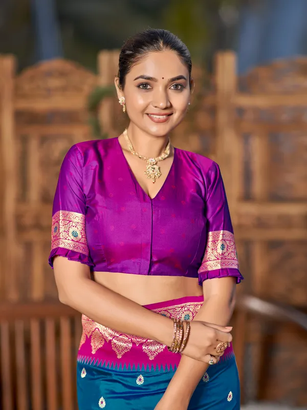 Manohari_Womens_Trendy_Banarasi_Silk_Woven_Blue_And_Pink_Saree_With_Heavy_Jacquard_Work_Saree_With_Purple_Blouse_Piece