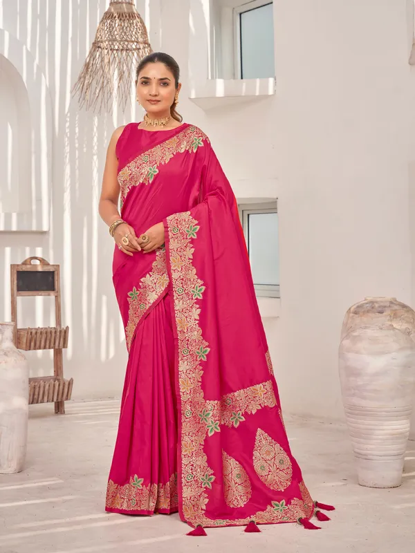 Manohari_Womens_Trendy_Banarasi_Soft_Silk_Woven_Pink_Saree_With_Heavy_Jacquard_Work_Saree_With_Pink_Blouse_Piece