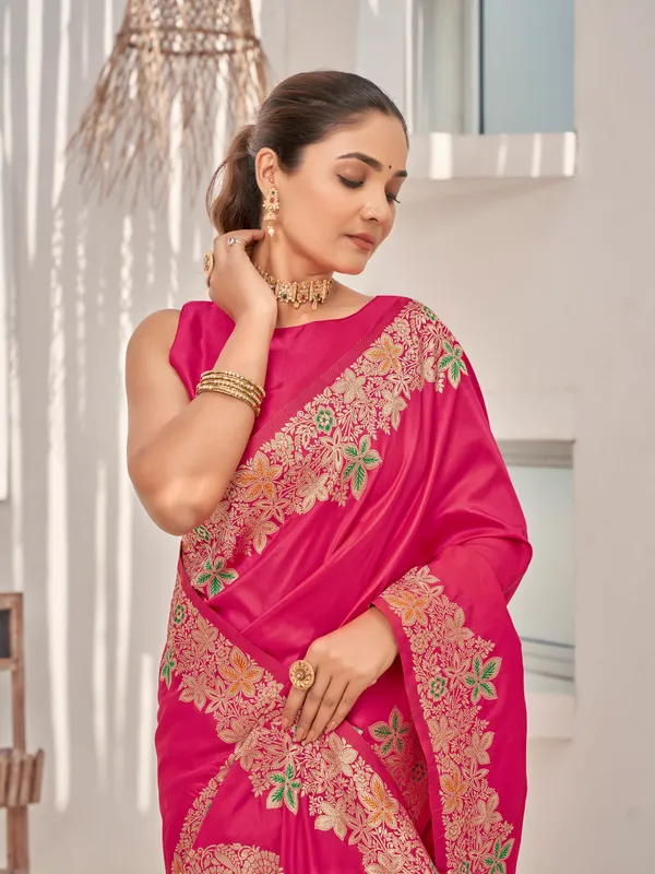 Manohari_Womens_Trendy_Banarasi_Soft_Silk_Woven_Pink_Saree_With_Heavy_Jacquard_Work_Saree_With_Pink_Blouse_Piece