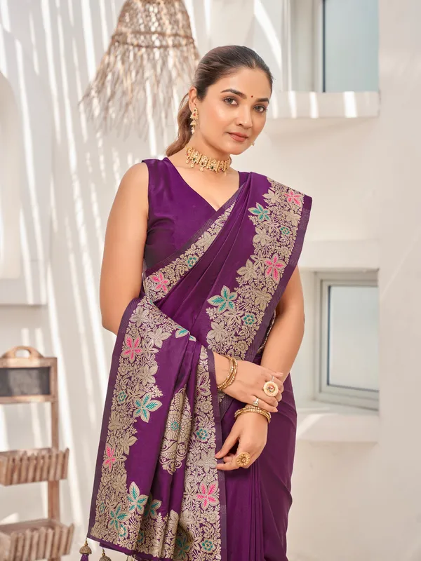 Manohari_Womens_Trendy_Banarasi_Soft_Silk_Woven_Purple_Saree_With_Heavy_Jacquard_Work_Saree_With_Purple_Blouse_Piece