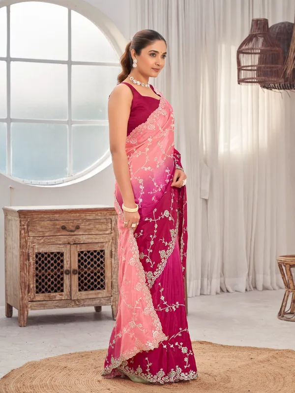 Manohari_Womens_Heavy_Embroidered_Moss_Chiffon_Dual_Tone_Pink_And_Peach_Color_Padding_Saree_For_Women_|_Ethnic_Wedding_Wear_Saree_With_Blouse_Piece_|_Party_Wear_Dual_Color_Saree