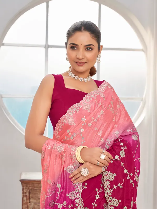 Manohari_Womens_Heavy_Embroidered_Moss_Chiffon_Dual_Tone_Pink_And_Peach_Color_Padding_Saree_For_Women_|_Ethnic_Wedding_Wear_Saree_With_Blouse_Piece_|_Party_Wear_Dual_Color_Saree