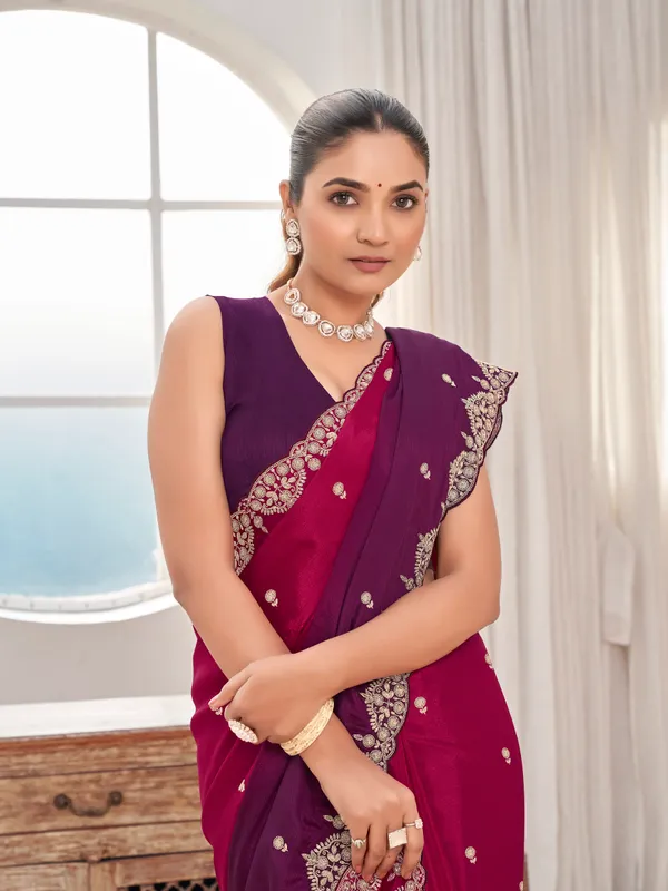 Manohari_Womens_Heavy_Embroidered_Moss_Chiffon_Dual_Tone_Wine_And_Maroon_Color_Padding_Saree_For_Women_|_Ethnic_Wedding_Wear_Saree_With_Blouse_Piece_|_Party_Wear_Dual_Color_Saree