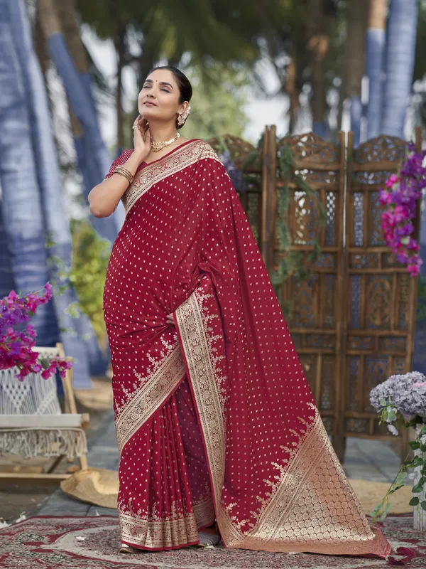 Manohari_Womens_Most_Trendy_Banarasi_Satin_Silk_Woven_Red_Saree_With_Heavy_Jacquard_Work_Saree_With_Blouse_Piece