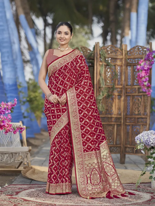 Manohari_Womens_Most_Trendy_Banarasi_Satin_Silk_Woven_Red_Saree_With_Heavy_Jacquard_Work_Saree_With_Blouse_Piece