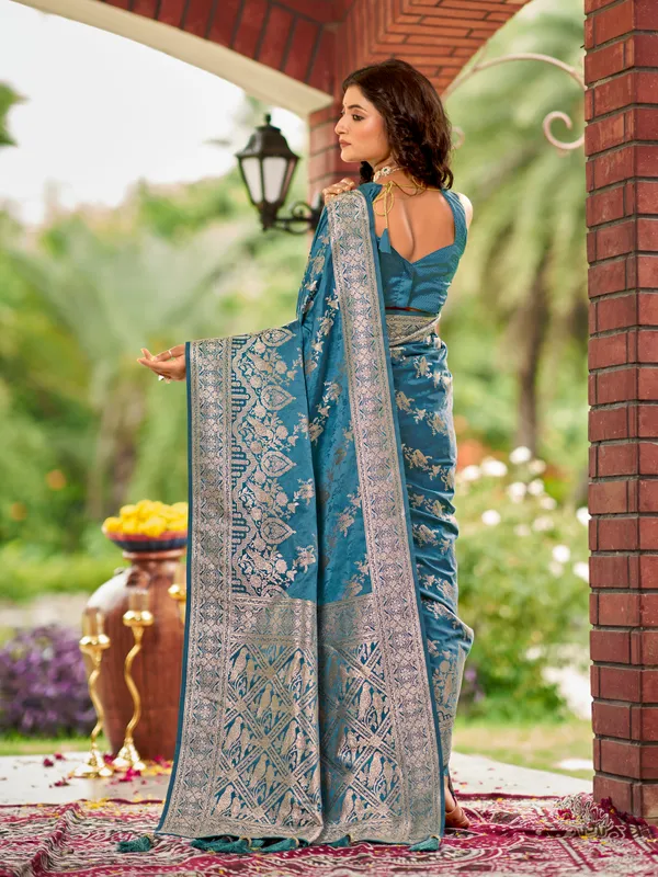 Manohari_Womens_Most_Trendy_Banarasi_Satin_Silk_Woven_Cyan_Blue_Saree_With_Heavy_Jacquard_Work_Saree_With_Blouse_Piece